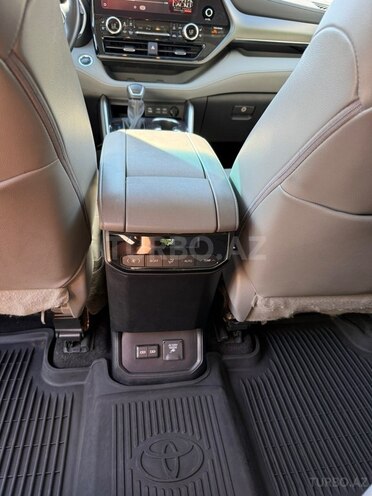 Toyota Highlander-15