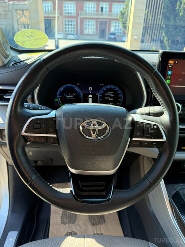 Toyota Highlander-11