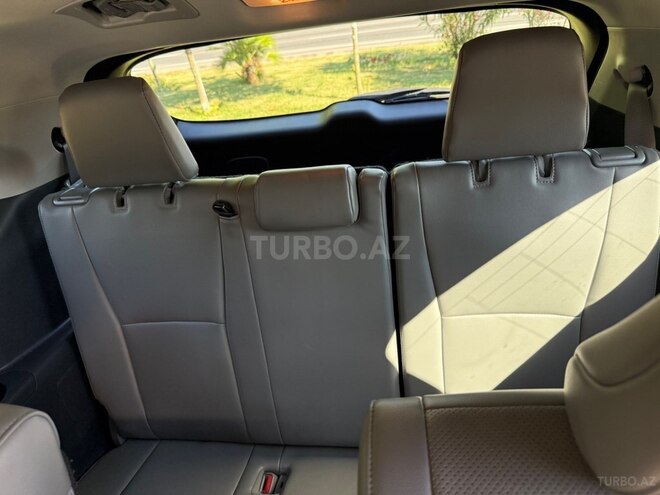 Toyota Highlander-18