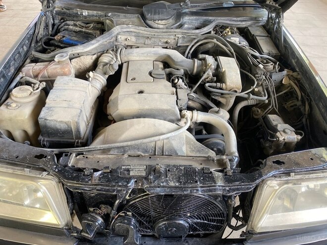 Mercedes 220 E-14
