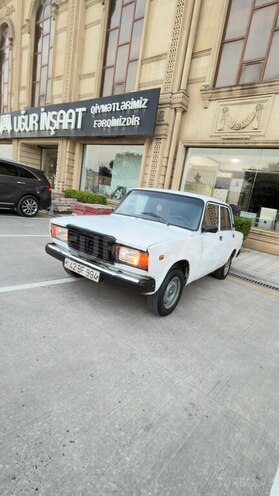 LADA (VAZ) 2107-5