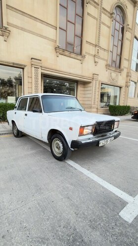 LADA (VAZ) 2107-4