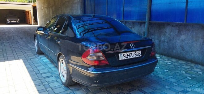 Mercedes E 220-5