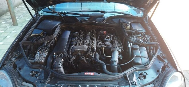 Mercedes E 220-14