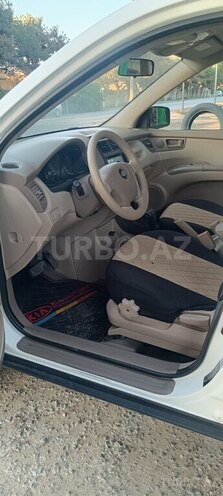 Kia Sportage-13