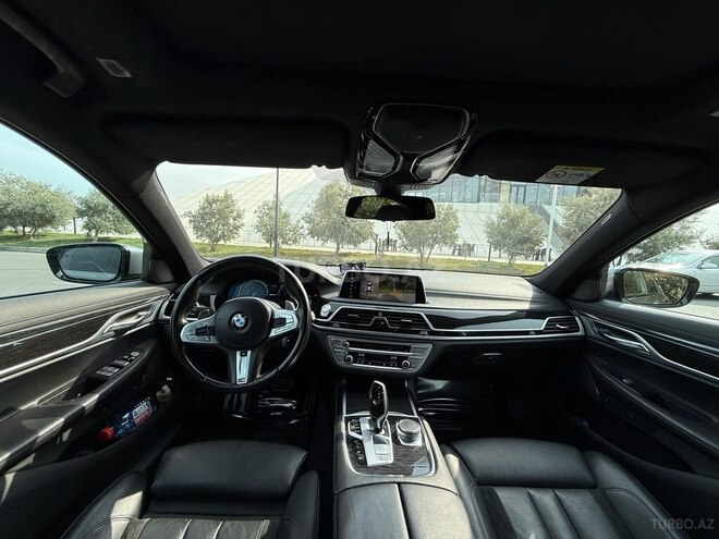 BMW 740-8