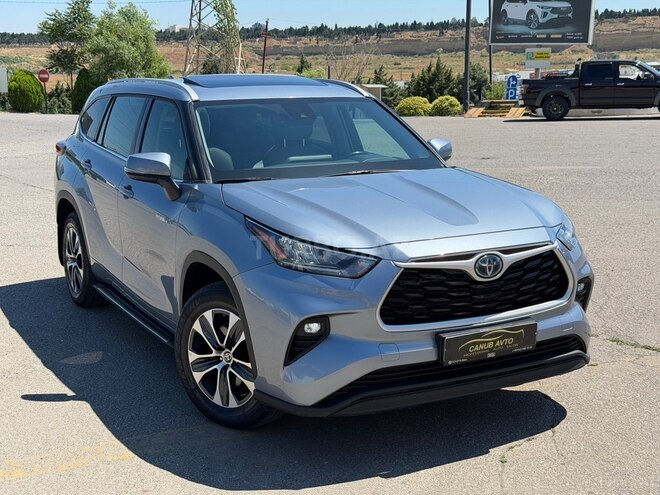 Toyota Highlander-2
