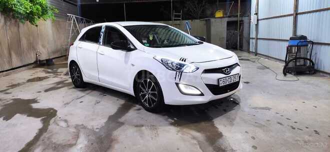 Hyundai i30-2