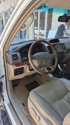 Toyota Land Cruiser Prado-2