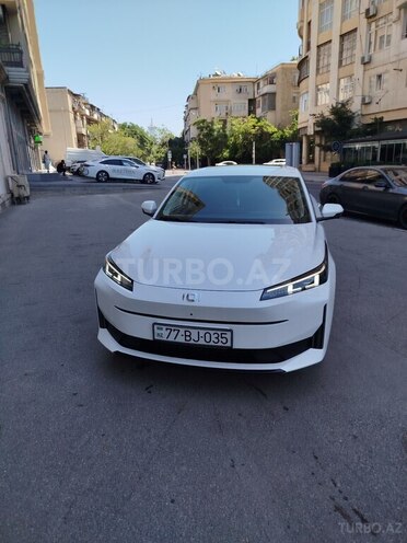 Changan Qiyuan A05-1