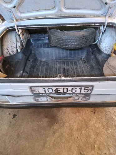 GAZ 24 "Volga"-3