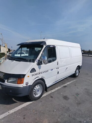 Ford Transit-7