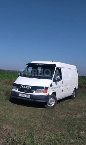 Ford Transit-10