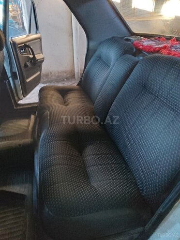 GAZ 24 "Volga"-10