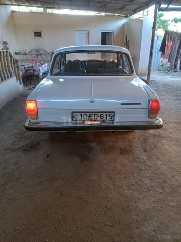 GAZ 24 "Volga"-13