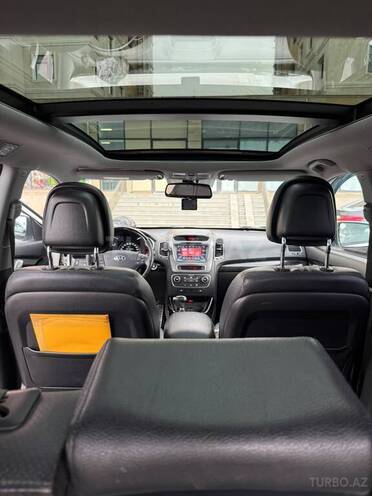 Kia Sorento-7
