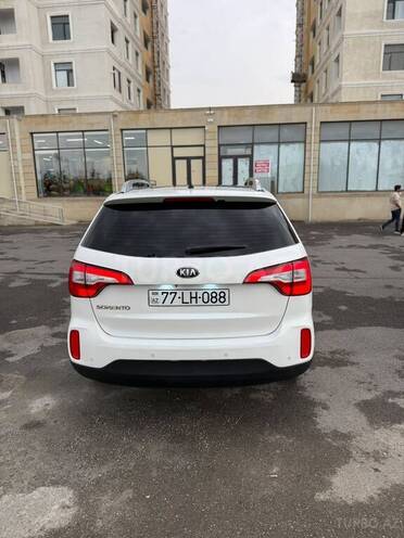Kia Sorento-13