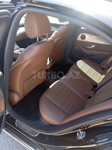 Mercedes C 300-9