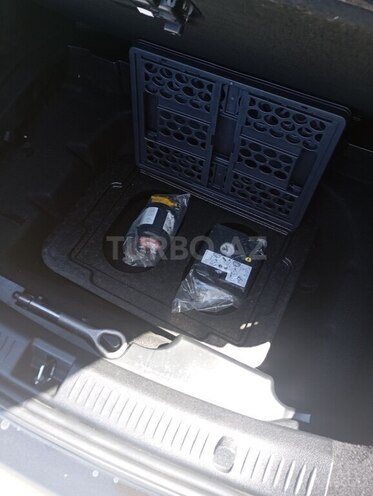 Mercedes C 300-11