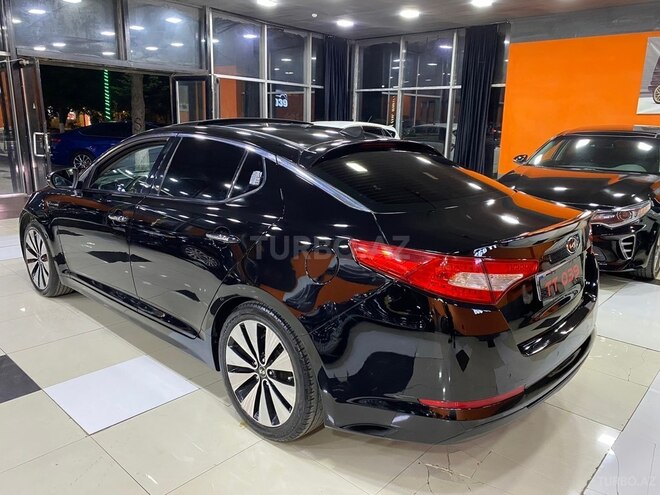 Kia Optima-11