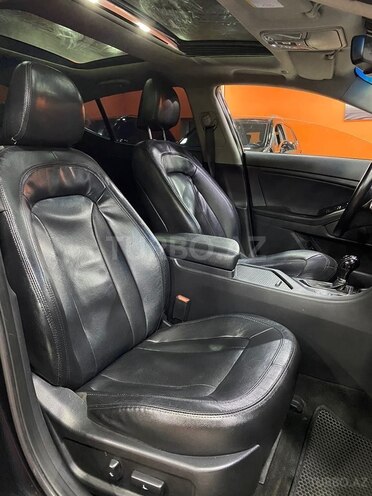 Kia Optima-17