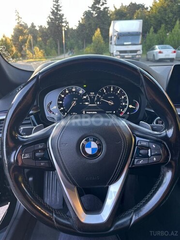 BMW 530-8