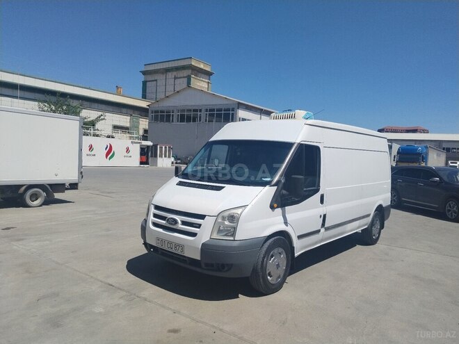 Ford Transit-2