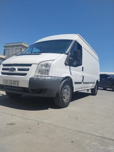 Ford Transit-3