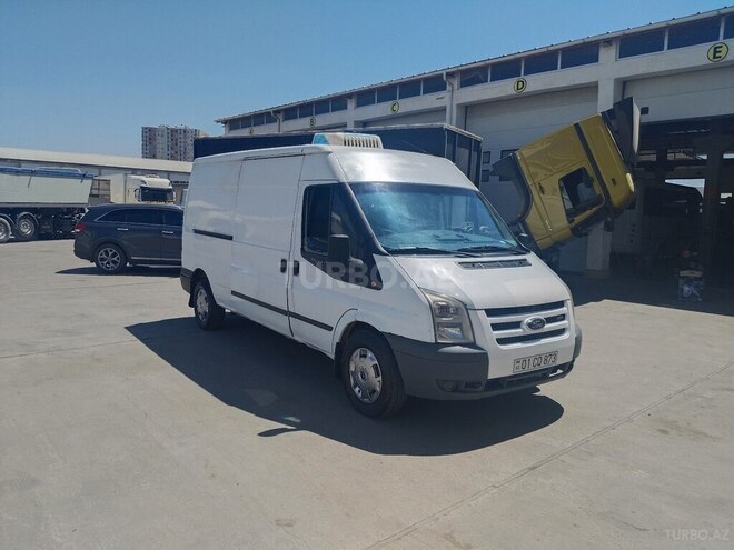 Ford Transit-1