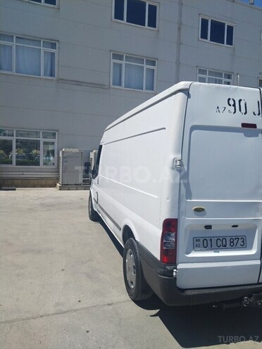 Ford Transit-7