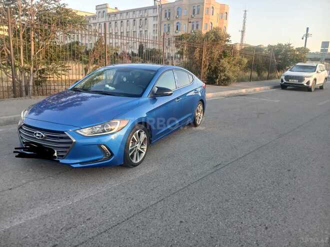 Hyundai Elantra-6