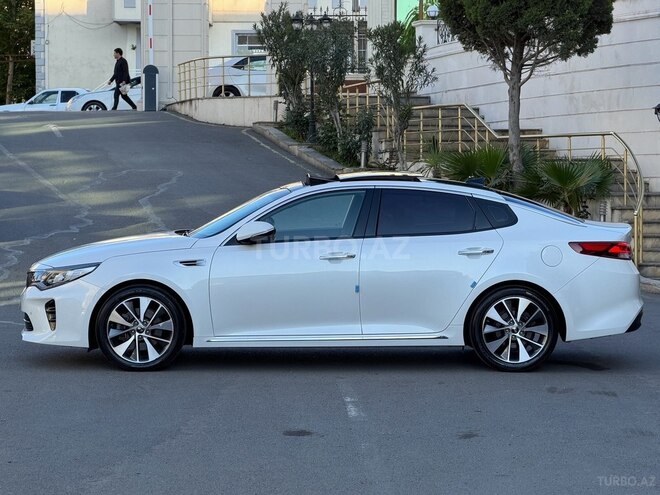 Kia K5-6