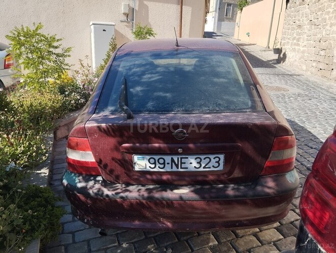 Opel Vectra-6