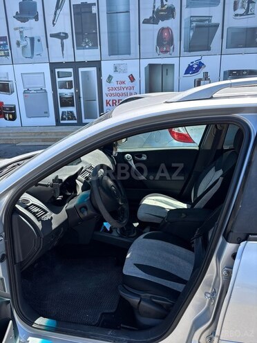 Renault Megane-5