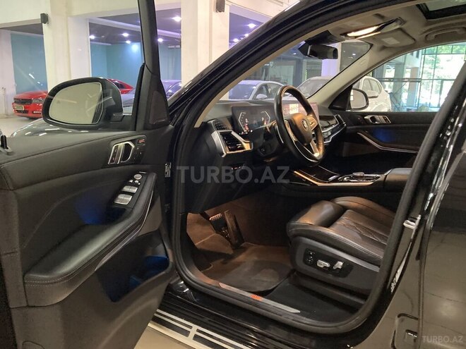 BMW X7-14