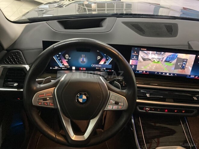 BMW X7-21