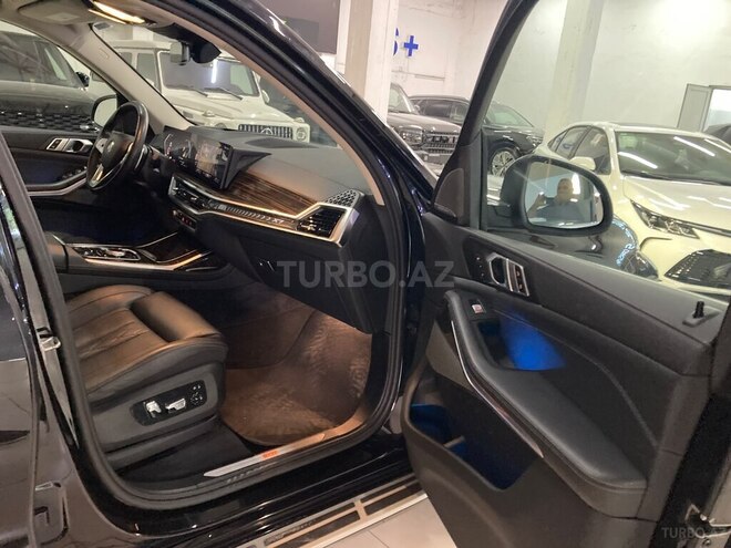 BMW X7-23
