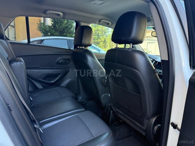 Chevrolet Trax-8