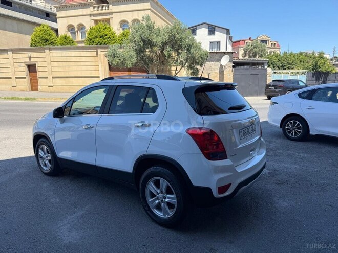 Chevrolet Trax-13