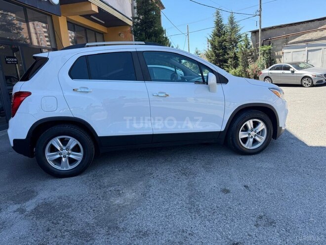 Chevrolet Trax-12
