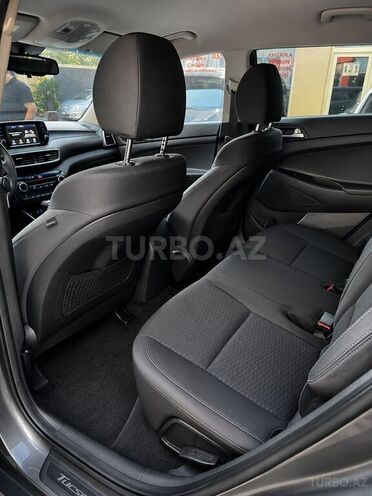 Hyundai Tucson-12