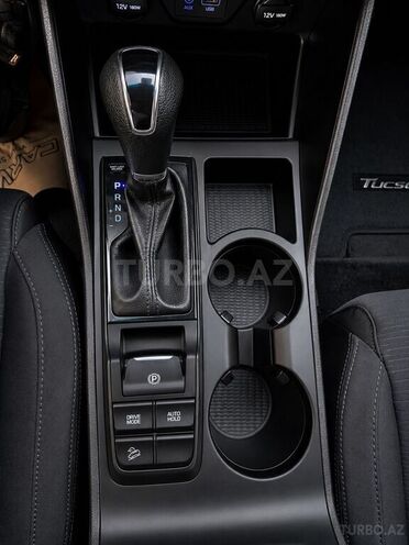 Hyundai Tucson-9
