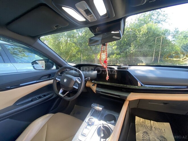 Changan Uni-V-8
