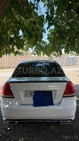Chevrolet Aveo-4