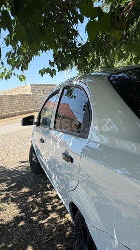 Chevrolet Aveo-6