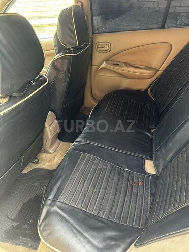 Nissan Sunny-9