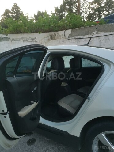 Chevrolet Volt-11
