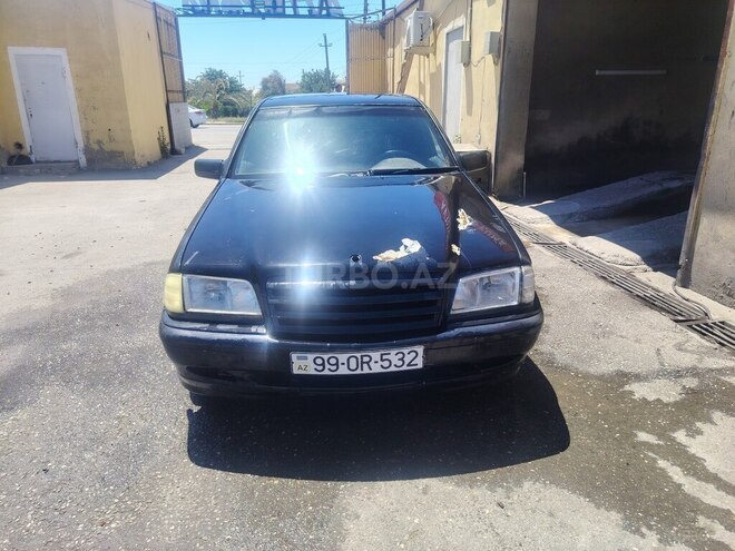 Mercedes C 200-1