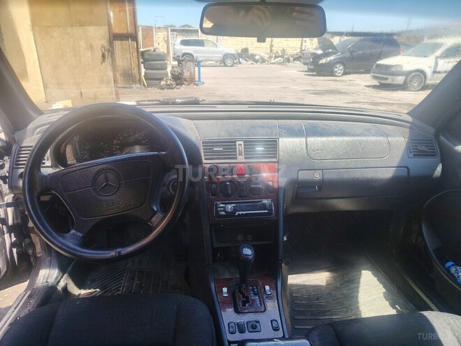 Mercedes C 200-6