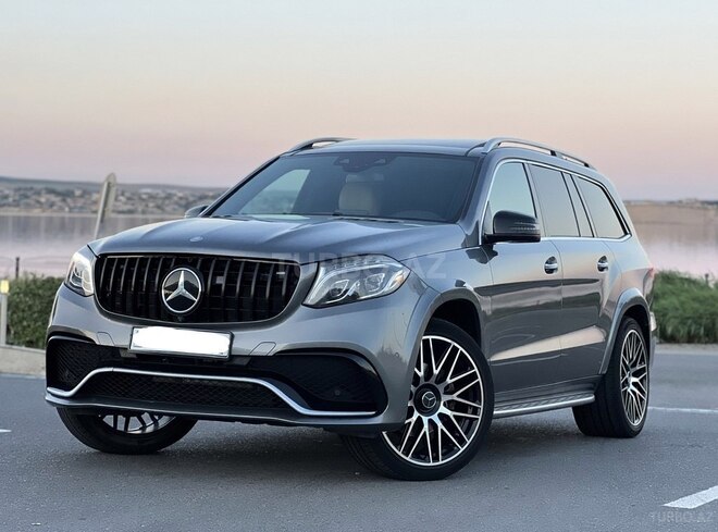 Mercedes GLS 450 4MATIC-4